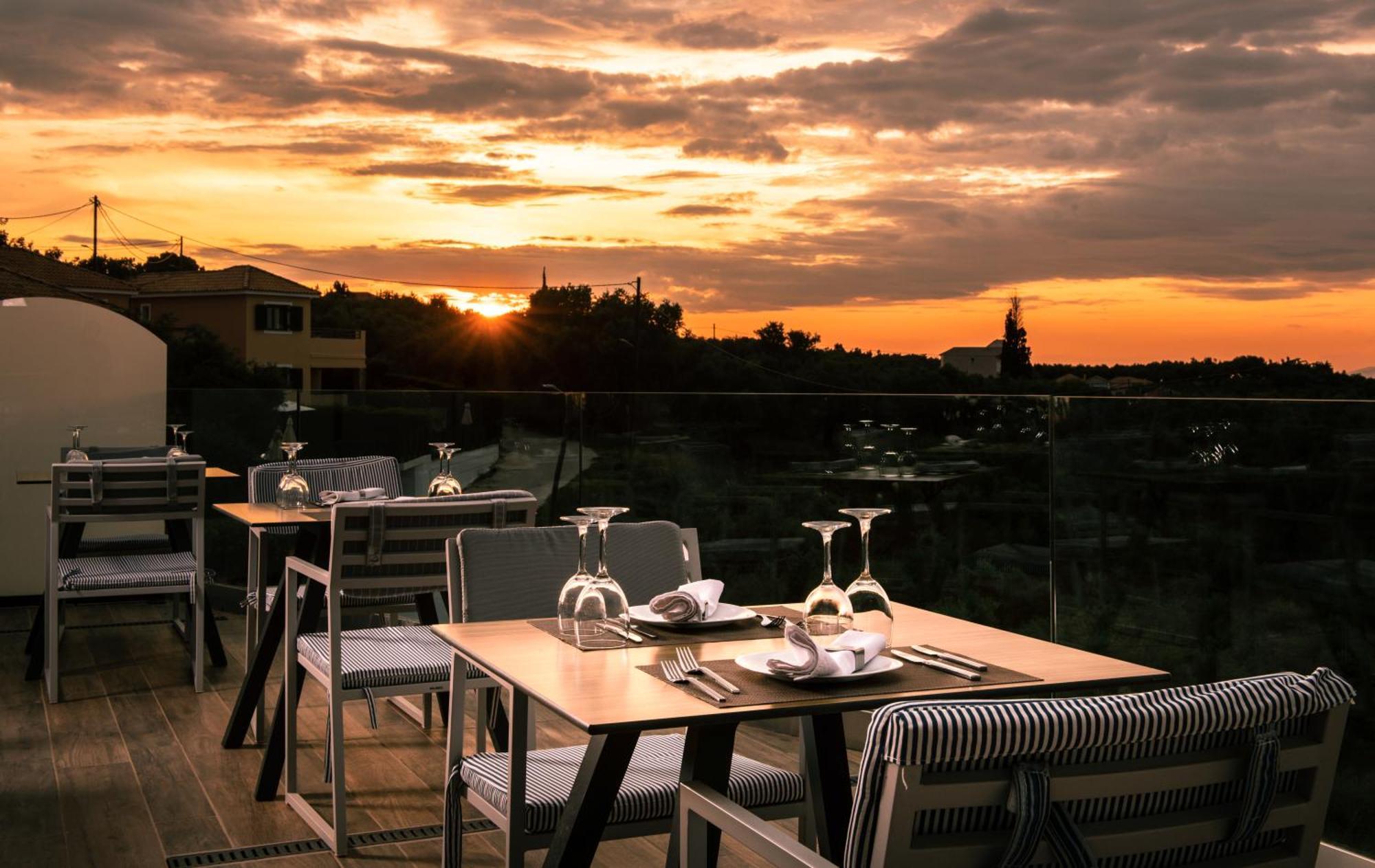 Hotel St John Villas (Adults Only) Циливи Экстерьер фото